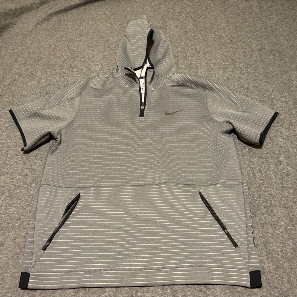 Nike Sweater Mens XL Gray Pro 1/4 Pullover Hoodie Sweatshirt Short Sleeve